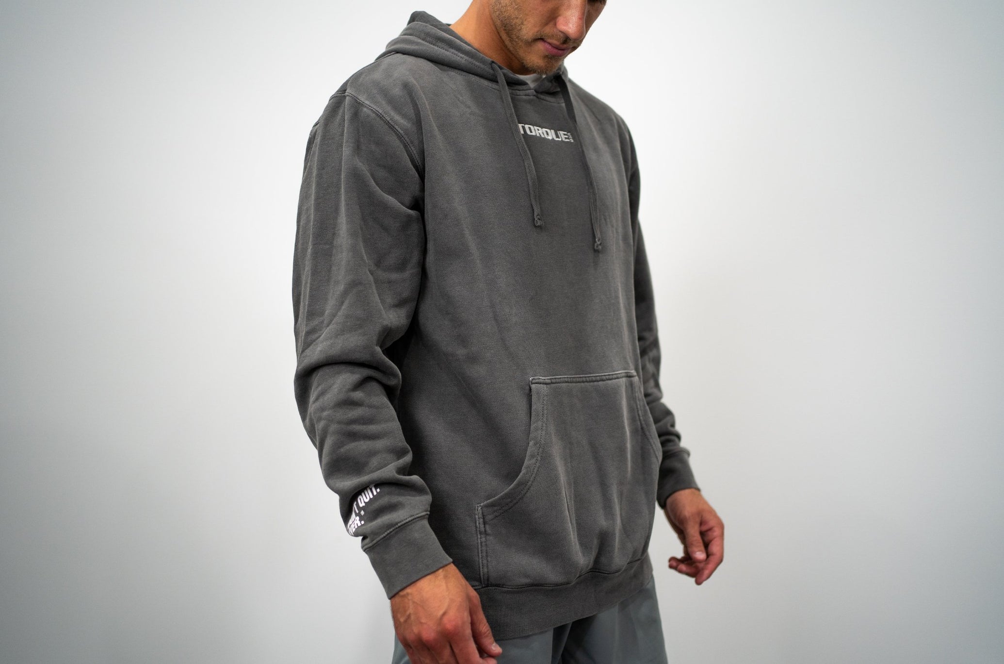 Gray Torque Hoodie<black>